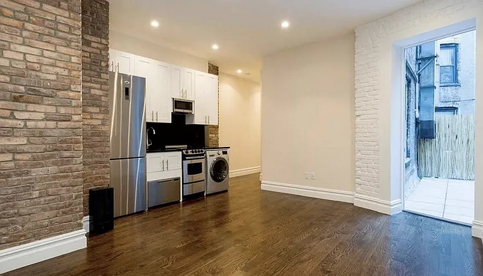 Rented by Douglas Elliman | media 10