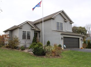 82 Bay Rd, Plattsburgh, NY 12901