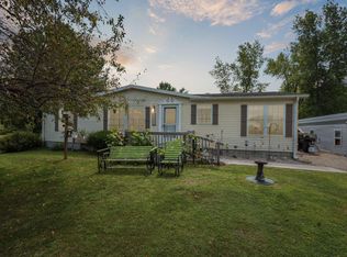 13330 Nelson St, Bath, MI 48808