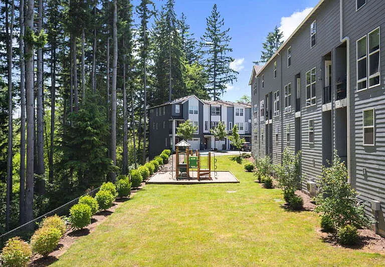 13717 Admiralty Way #G4 — Photo 36
