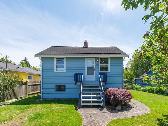 2nd image of 4412 River Rd W