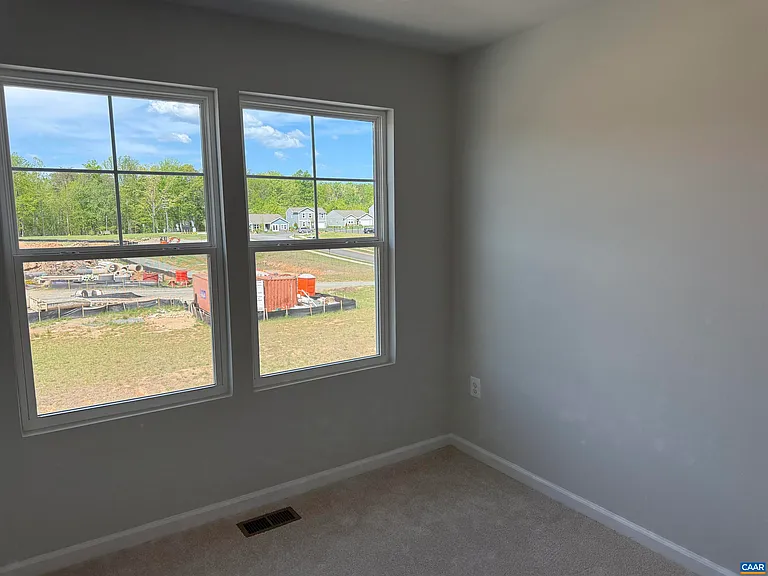 37 Laurin St — Photo 16