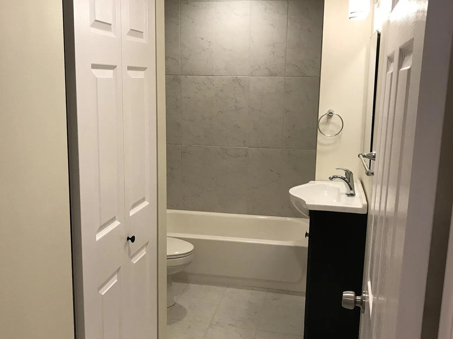 2 bed, 720 sqft, $2,395 — Photo 2
