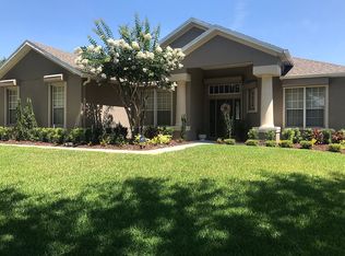 5738 Lakeshore Grove Pl, Sanford, FL 32771
