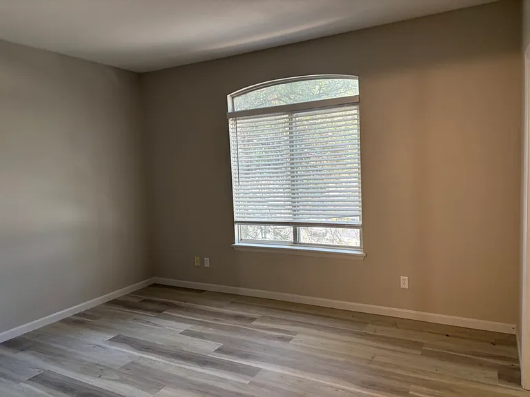 2575 S Syracuse Way #F104 — Photo 6