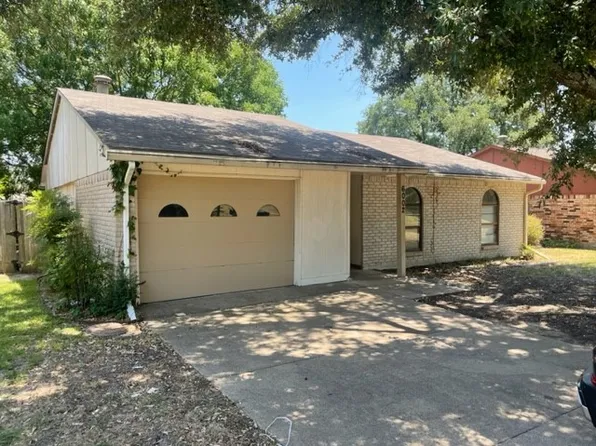 6002 Lakecrest Dr, Garland, TX 75043