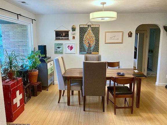 Dining/living rooms have tons of light (south facing)