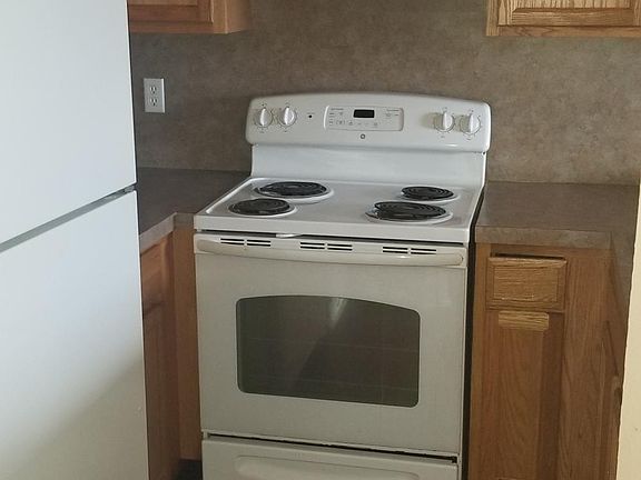 4th image of 800 N 27th St APT 62