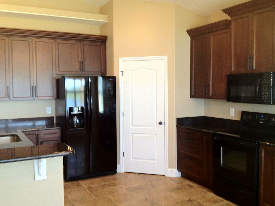 Large Kitchen