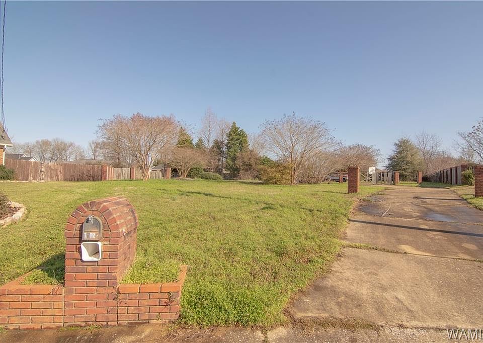 1st image of 10126 Magnolia Ct