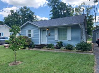 120 Rainbow Dr, Collinsville, IL