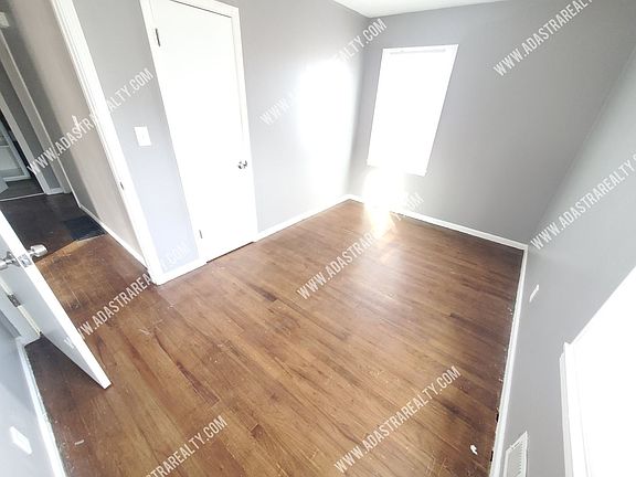 3rd image of 2201 S Cedar Ave #2