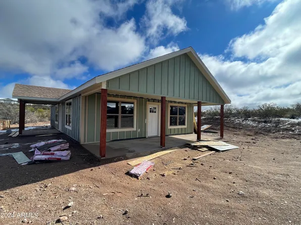 1407 N SADDLEBACK Circle, Tombstone, AZ 85638