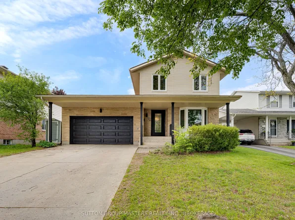 11 Douglas Ave, Kingston, ON K7K 6B5