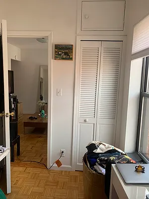 Rented by M.Grossman R.E. Management | media 26