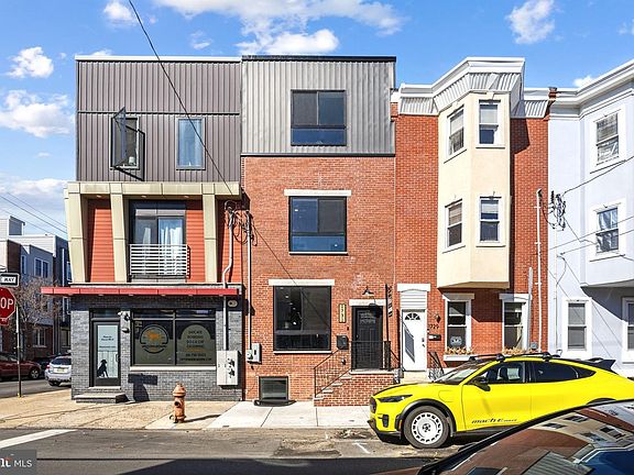 2nd image of 1731 Reed St