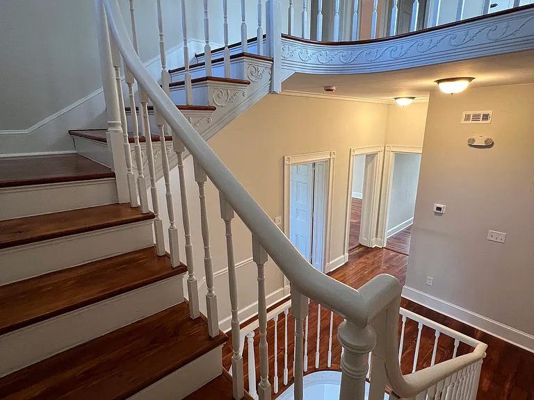 151 W Maple Ave #5 — Photo 11
