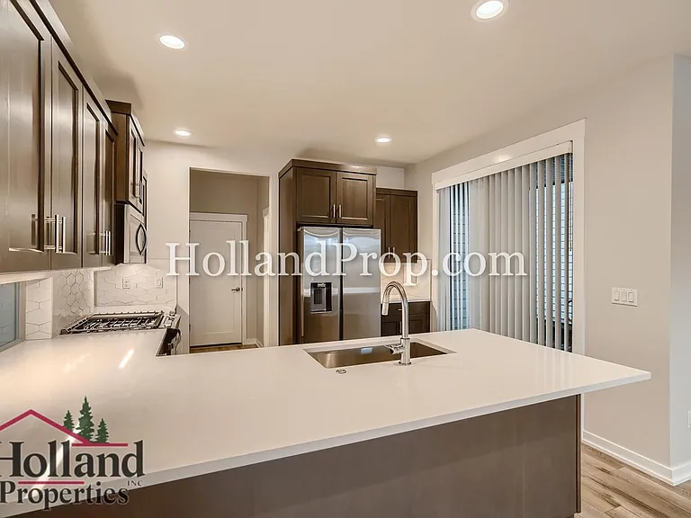 8126 SE Reddington St — Photo 10