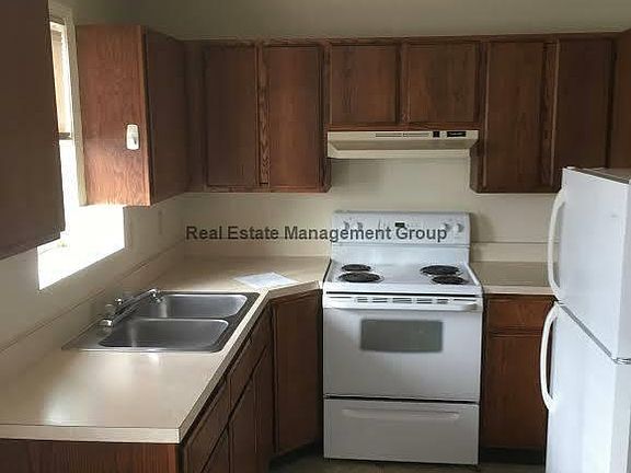 2nd image of 1850 W Sussex Ave