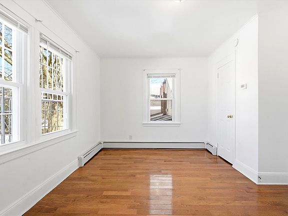 4th image of 7119 Nansen St Floor 2