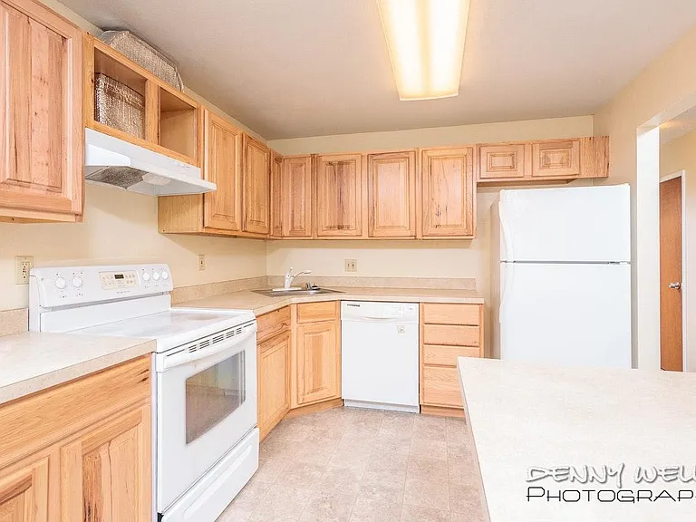 2110 Paxson Dr #B — Photo 5