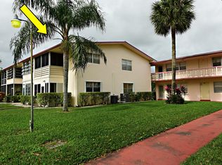 92 Waltham E #D, West Palm Beach, FL 33417