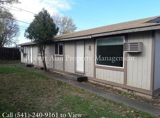 713 SE 7th St, Pendleton, OR 97801