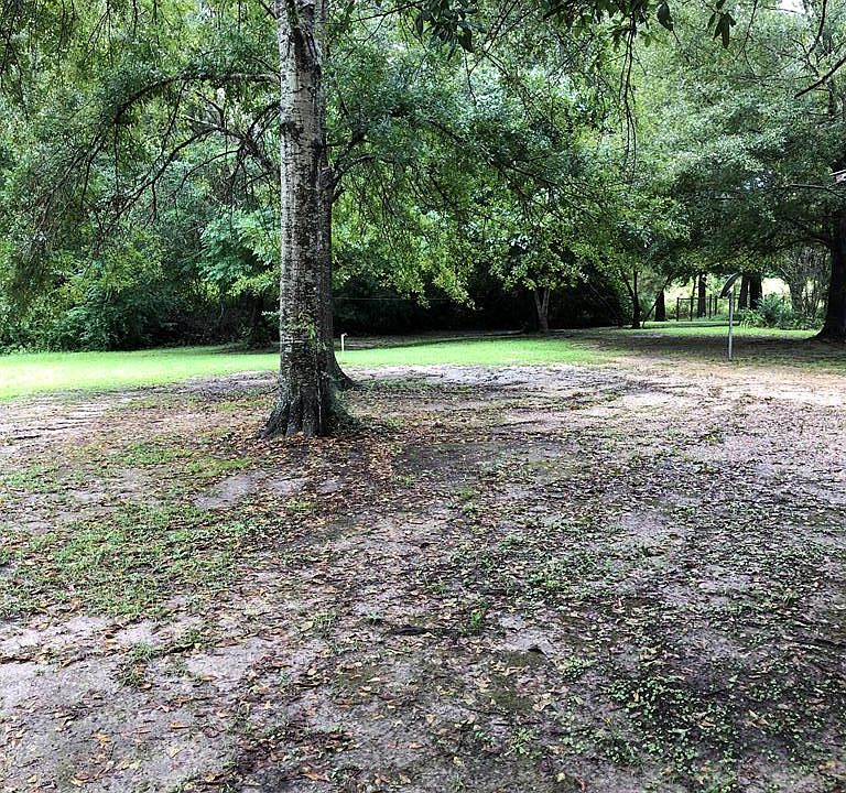 1st image of 32 N Fork Dr