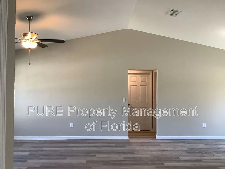 139 Pine Crse — Photo 3