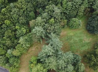 34 Snyders Lake Rd, Wynantskill, NY 12198