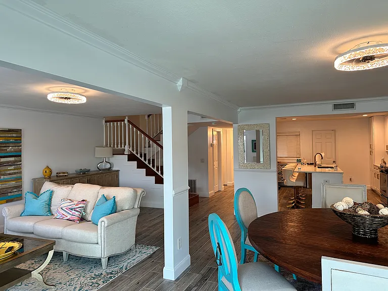 8733 Bay Pointe Dr — Photo 16