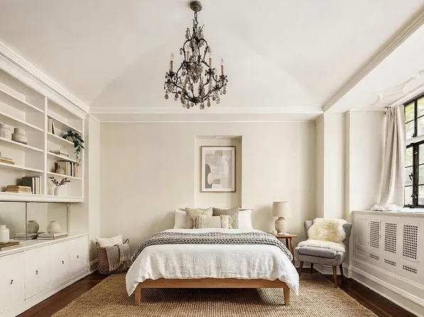 1 W 67th St #2E, New York, NY 10023