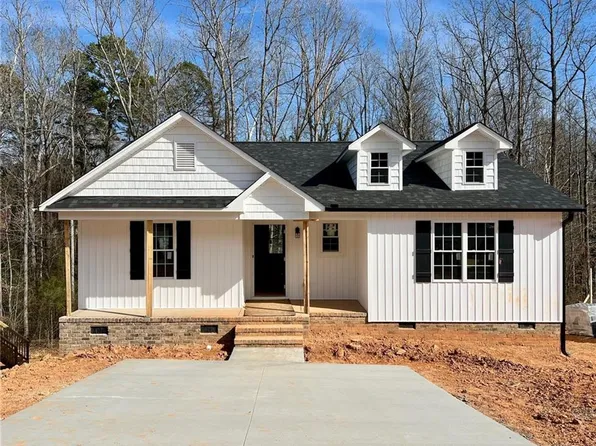 847 Berg St, Asheboro, NC 27203