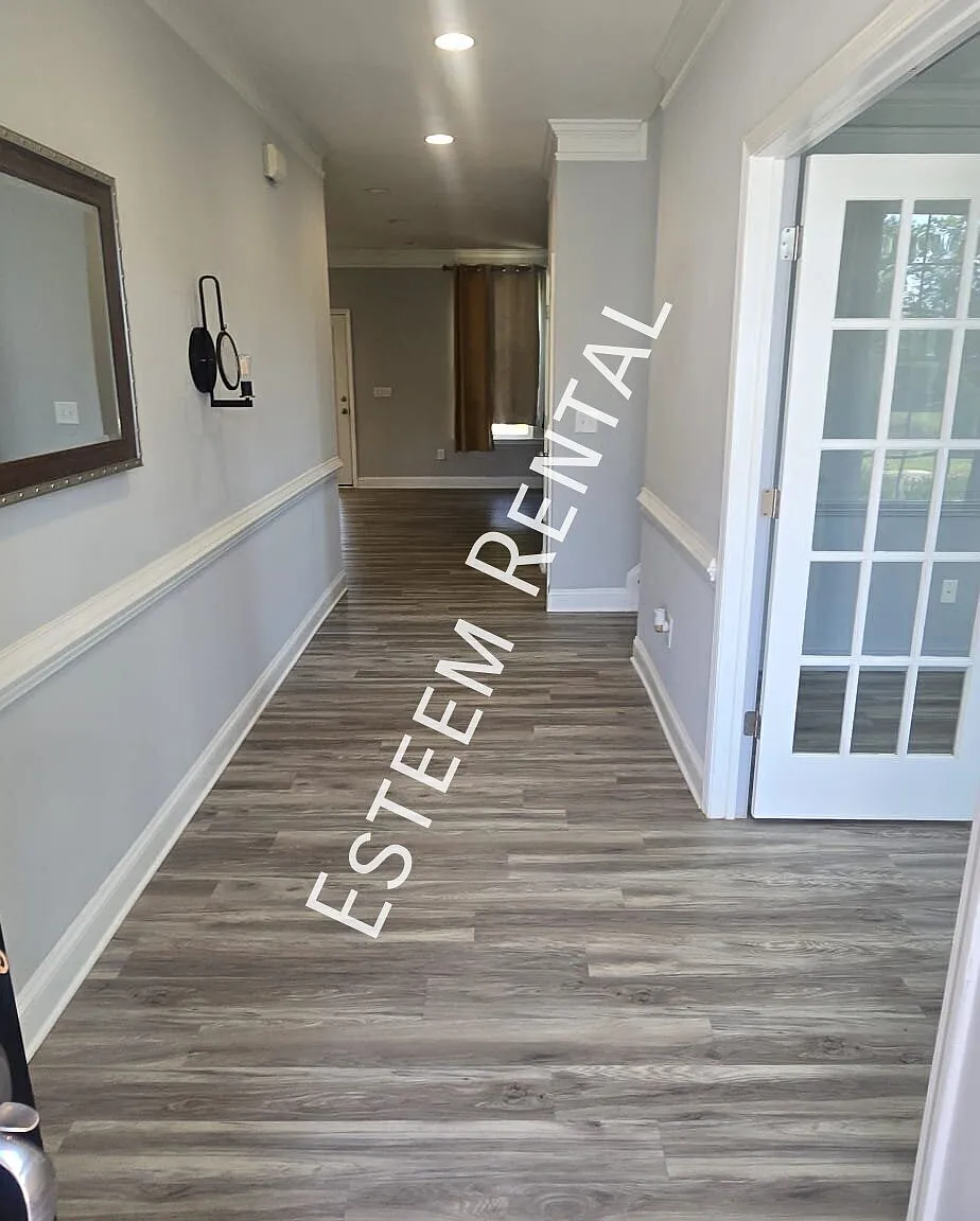 4 bed, 3.5 bath, 2916 sqft, $2,495 — Photo 3
