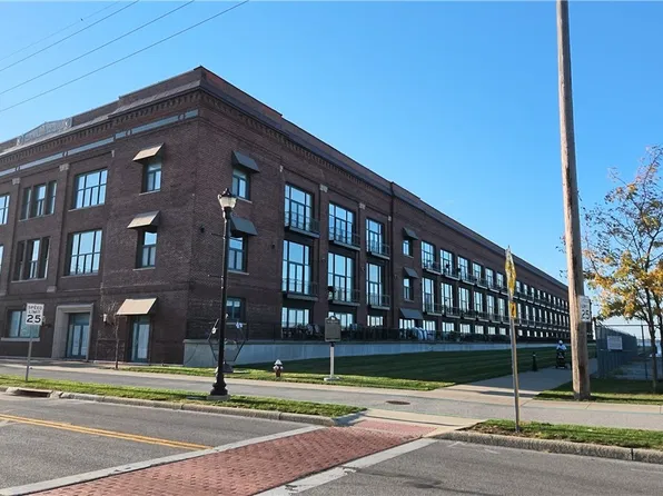 401 W Shoreline Dr Unit 205, Sandusky, OH 44870