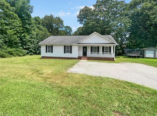 1312 Unity St, Thomasville, NC 27360