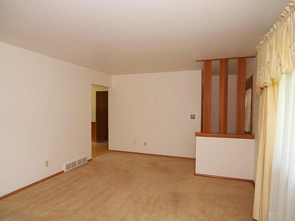 5th image of 8206 N 50th St