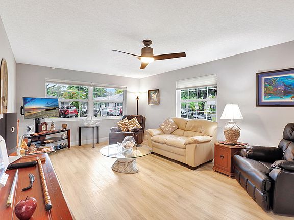 3rd image of 10164 S 45th Way S