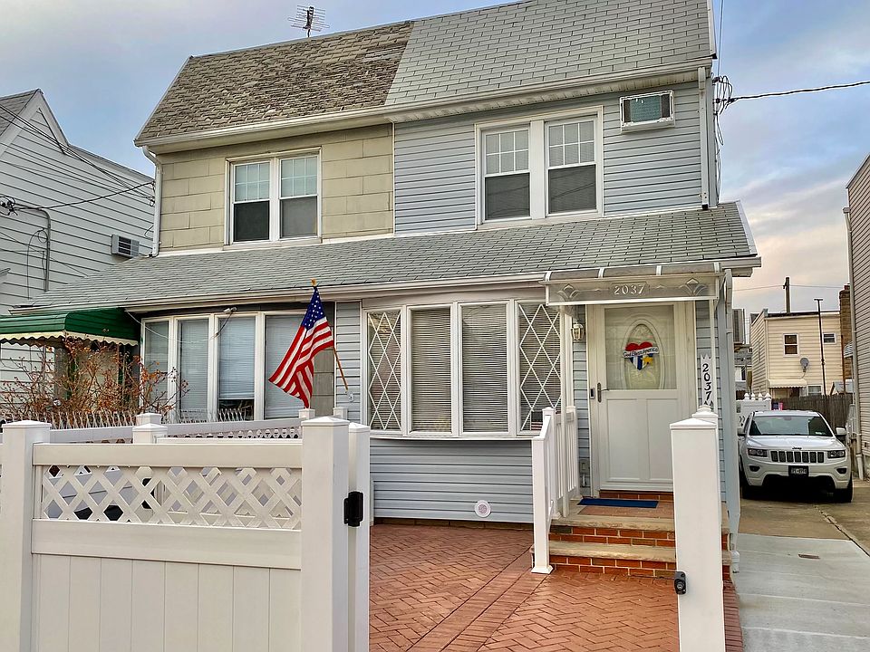 1st image of 2037 E 72nd St
