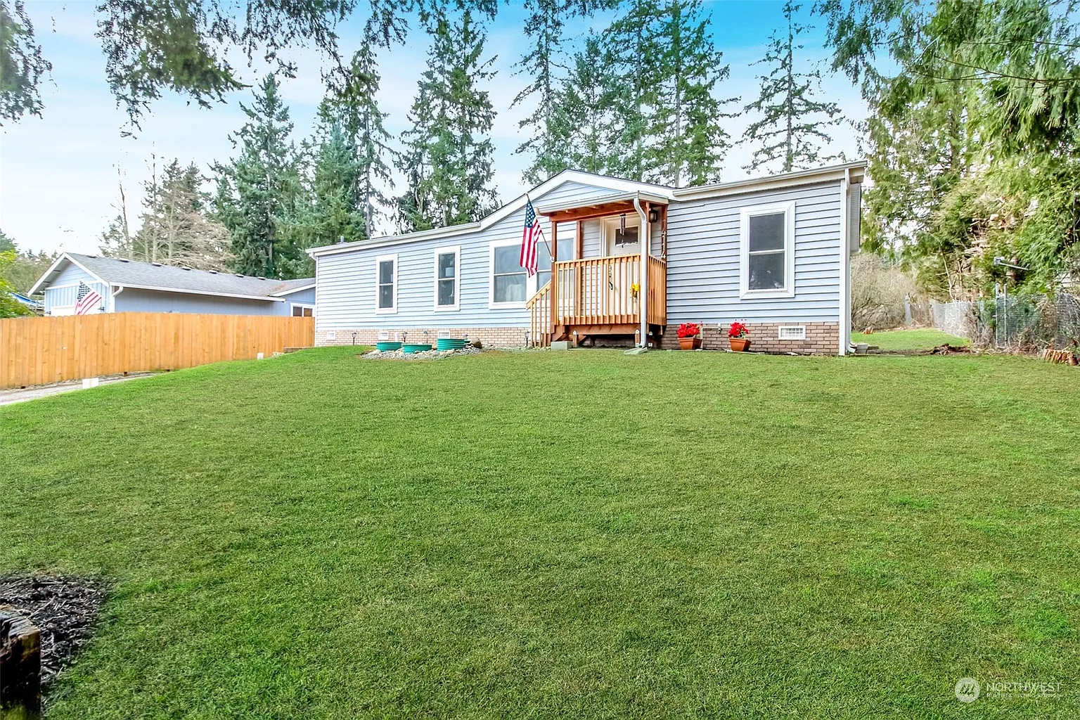 14114 Greenbelt Drive E photo 1