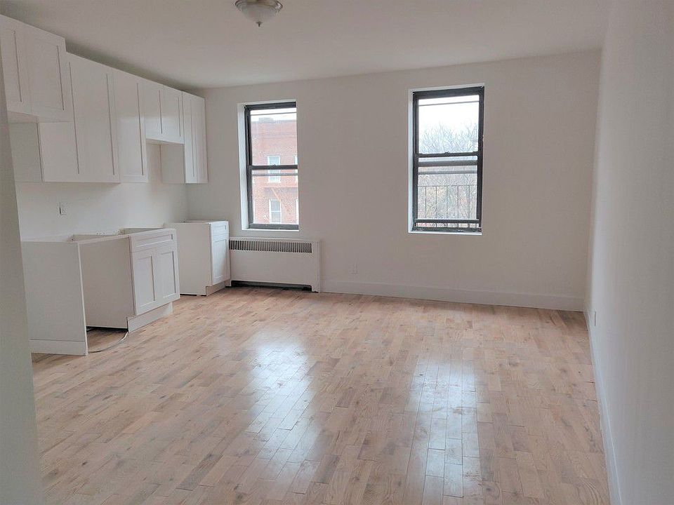 1st image of 55 Linden Blvd APT 6R