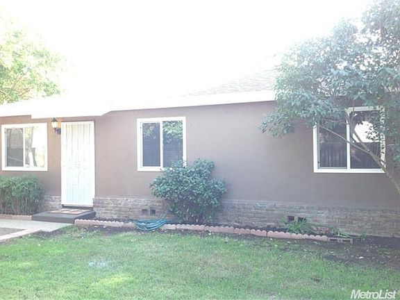 2nd image of 1744 River Dr
