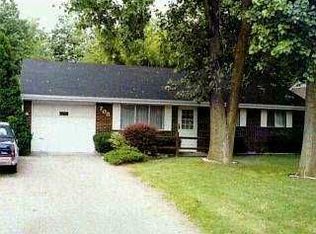 703 Saturn Dr, Toledo, OH 43615