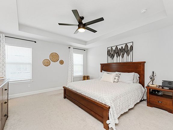 2nd image of 13928 Molina Dr