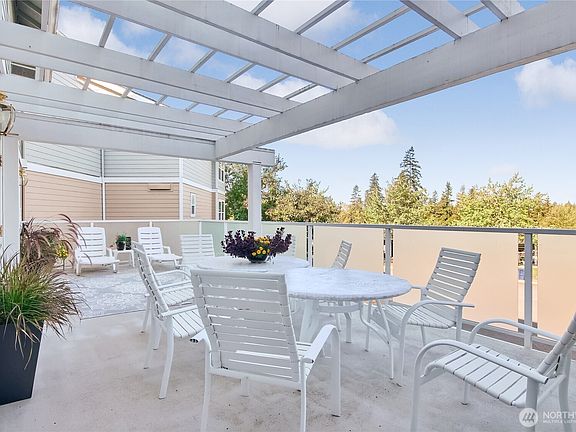 2nd image of 22535 SE Highland Circle #106
