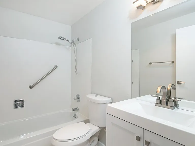 View On California - Spacious with Modern Updates, fireplace (select units) & private balcony | P... — Photo 39