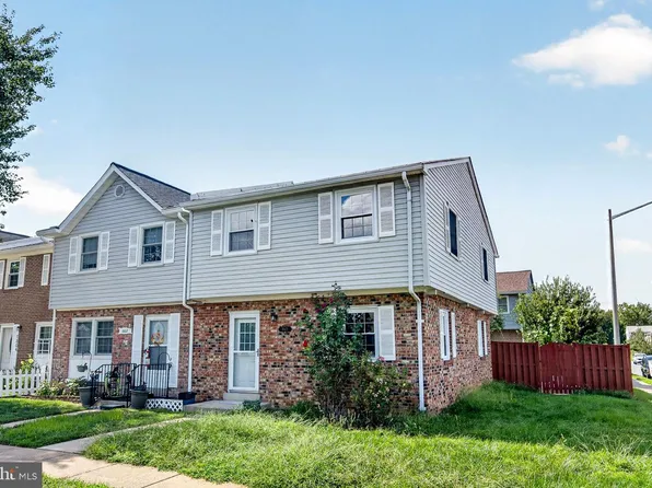 1800 Fort Pulaski Ct, Dumfries, VA 22026