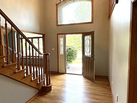 4th image of 10901 Caribou Ln