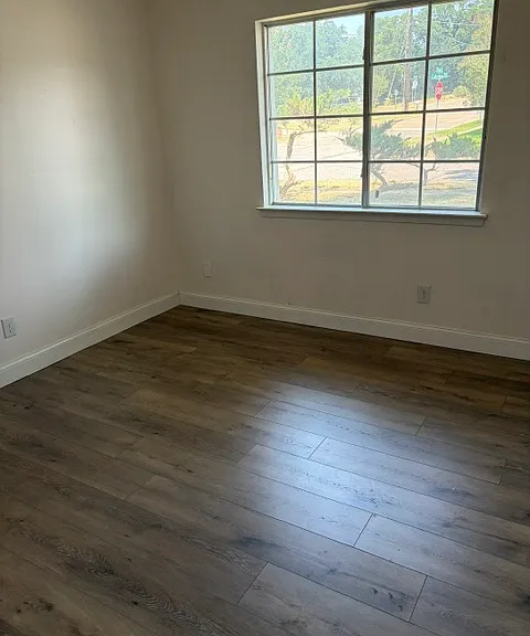 2524 Catalina Way — Photo 11
