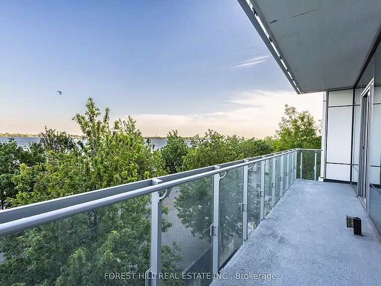 39 Queens Quay E #313 — Photo 6